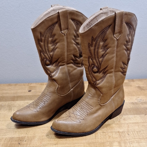 Tan Western Cowboy Boots Faux Leather Womens Eur 39 US Sz 8.5-9 AS‎ IS Scuff - Picture 1 of 9